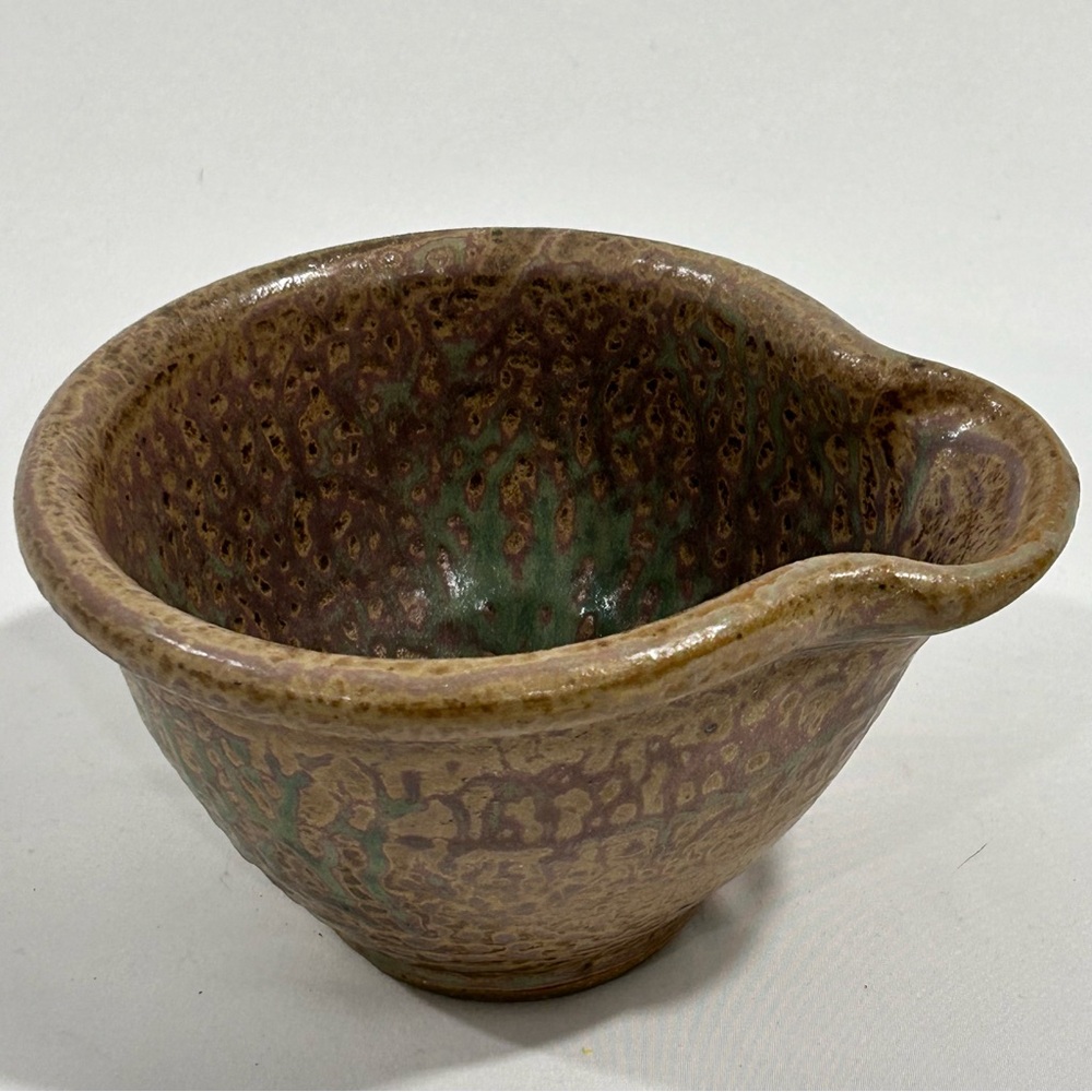 Artist Rick Urban New Zealand  Rustic Brown and Green 6” Ceramic Bowl W/Spout